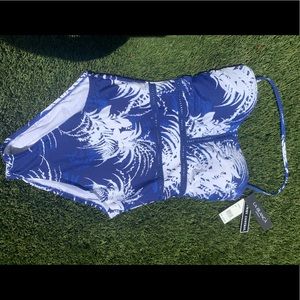 La Blanca One Piece Swimsuit